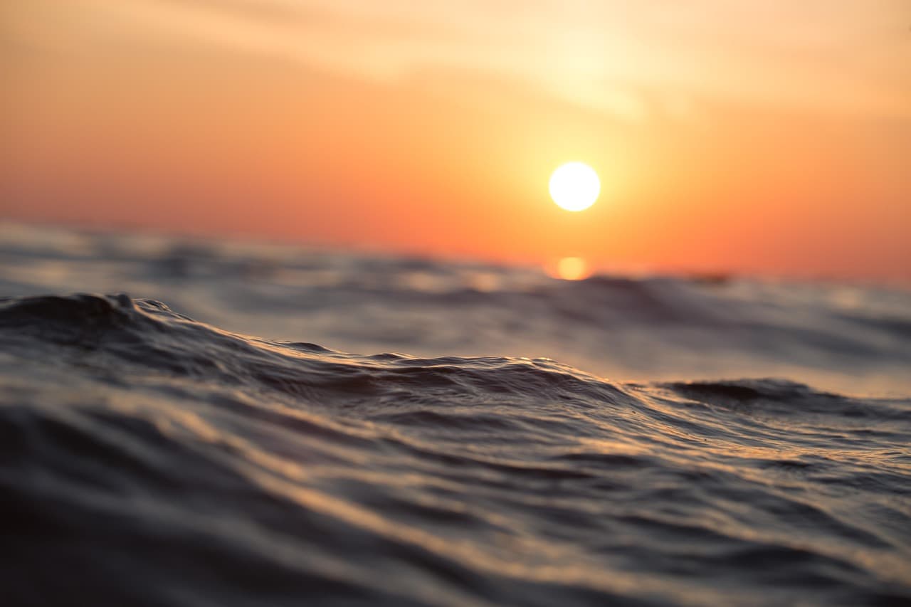 ocean, sea, waves, nature, dawn, dusk, seascape, sun, sunrise, sunset, water [pid:1867285]