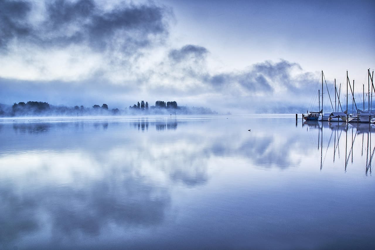 blue, lake, lake constance, nature, water, landscape, atmospheric, clouds, calm waters, reflection, water reflection, mirroring, boats, lake, lake, lake, lake, lake [pid:2702172][light]