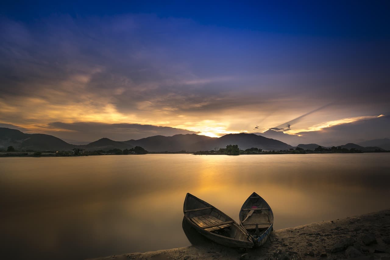boats, sea, calm, coast, rowing boats, sunset, beach, nature, serene, sunrise, landscape, tranquil [pid:3051610][dark]