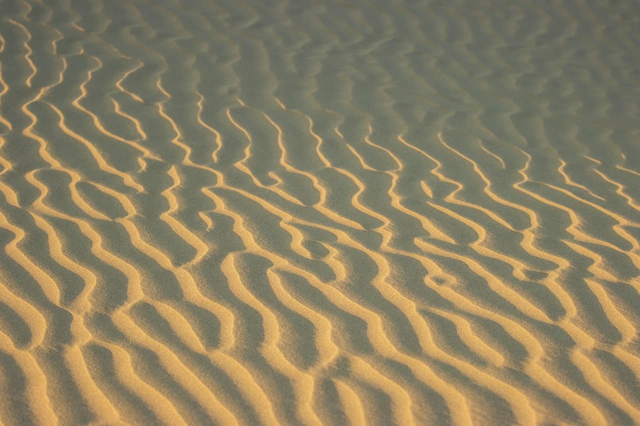 desert, sand, cool backgrounds, dunes, beautiful nature, wallpaper 4k, shadow, hill, nature, full hd wallpaper, travel, free wallpaper, background, minimal, landscape, beautiful wallpaper, laptop wallpaper, canon photography, mostafa meraji, copy left, high quality, pixabay image, wallpaper hd, desktop backgrounds, natural attraction, tourist attractions, windows wallpaper, iran, free background, 4k wallpaper 1920x1080, dune, exploration, nature wallpaper, 4k wallpaper, nature background, mac wallpaper, hd wallpaper, idea, creativity, ability, creation [pid:7951761][light]