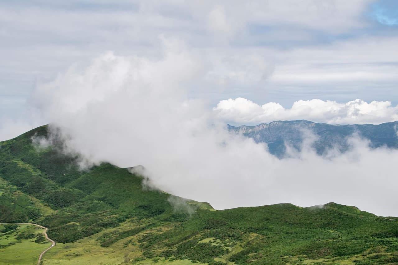 moutains, fog, clouds, weather, nature, landscape, weather, weather, weather, weather, weather, landscape, landscape [pid:8445767][light]