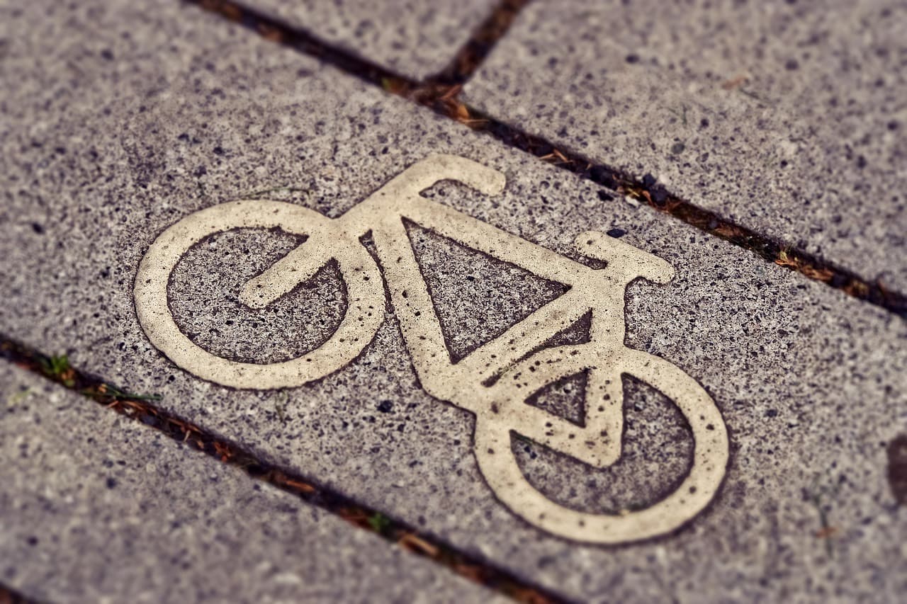 bicycle path, road sign, bicycle sign, road marking, cycle path, bicycle path, road sign, road sign, road sign, road sign, cycle path, cycle path, cycle path, cycle path, cycle path