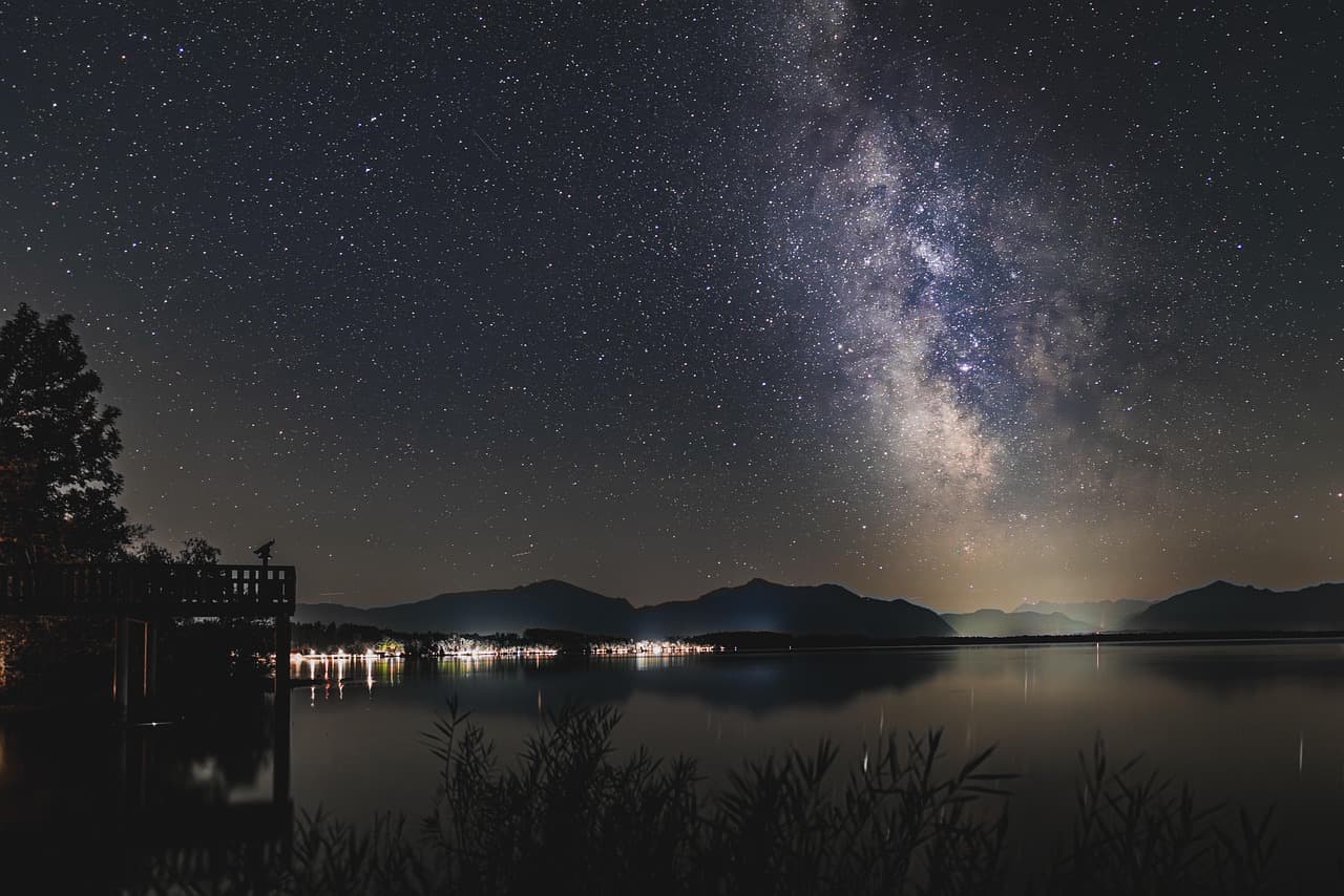 milky way, universe, night sky, galaxy, cosmos, astronomy, stars, astrophotography, night, chiemsee, bavaria, landscape [pid:8999255][dark]